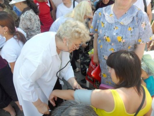 Lui Chiriţă îi pasă de sănătatea hârşovenilor: 500 de oameni, testaţi gratuit